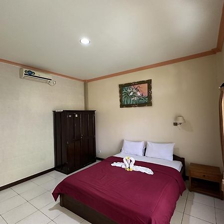 Taxa Raya Guest House Legian  Exterior photo